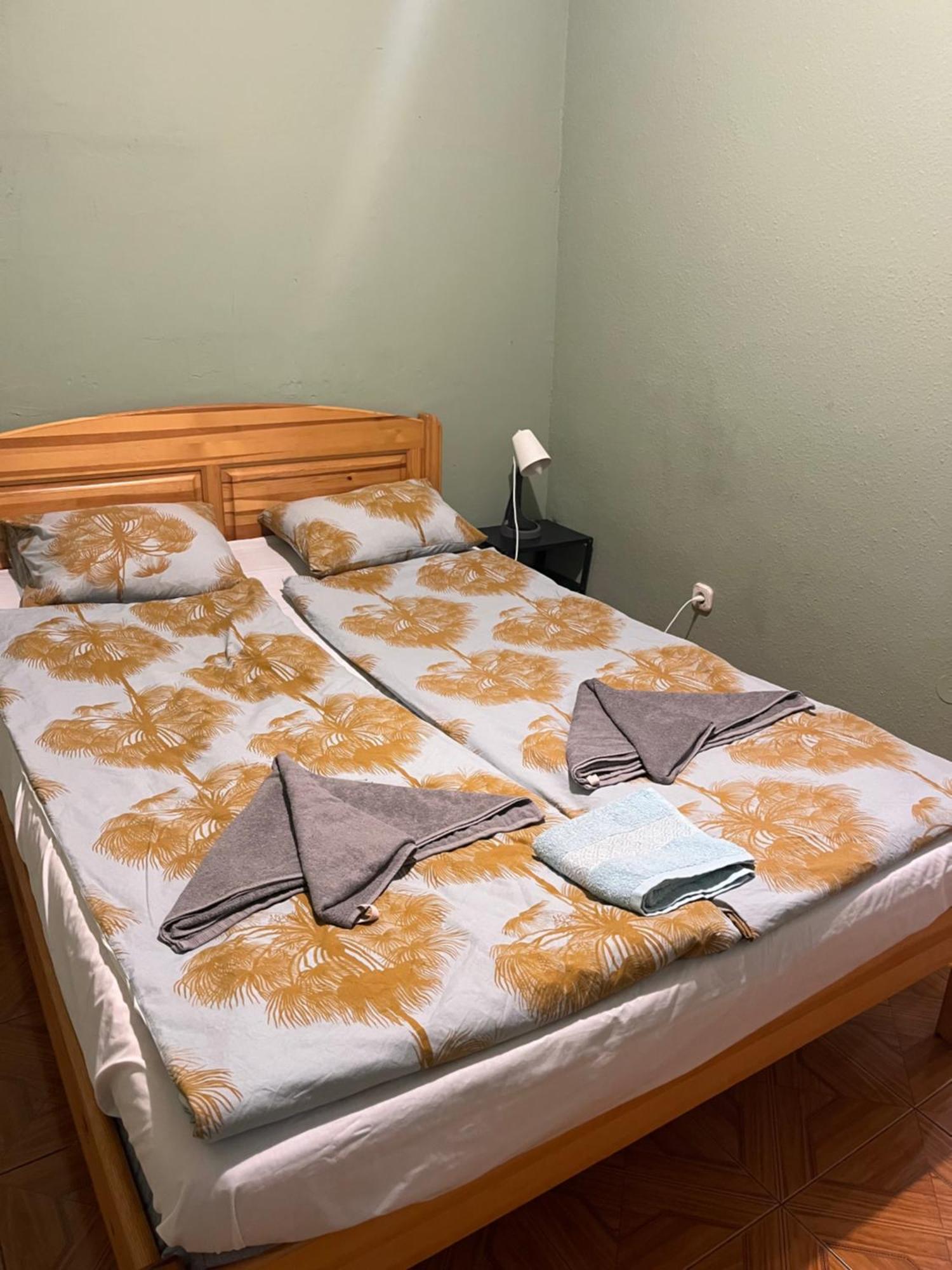 White Ship Apartman Budapeşte Dış mekan fotoğraf