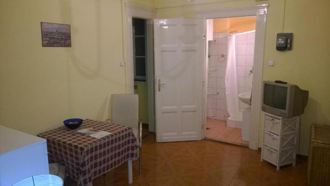 White Ship Apartman Budapeşte Dış mekan fotoğraf
