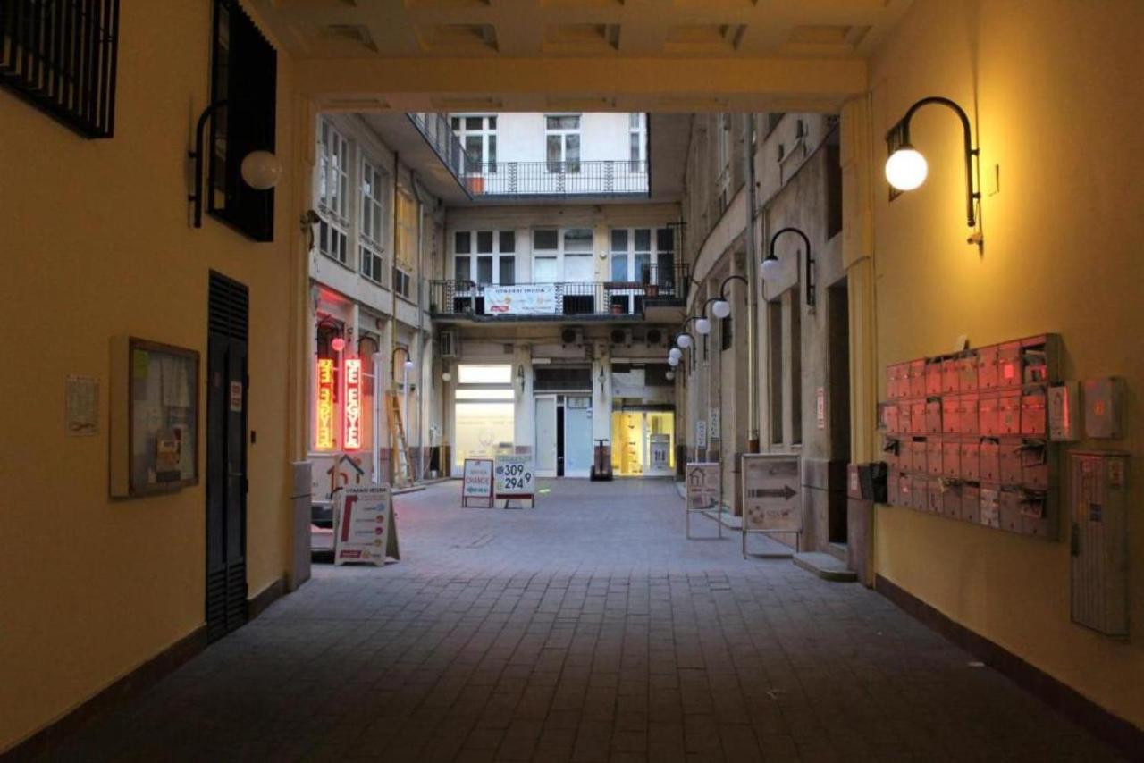 White Ship Apartman Budapeşte Dış mekan fotoğraf