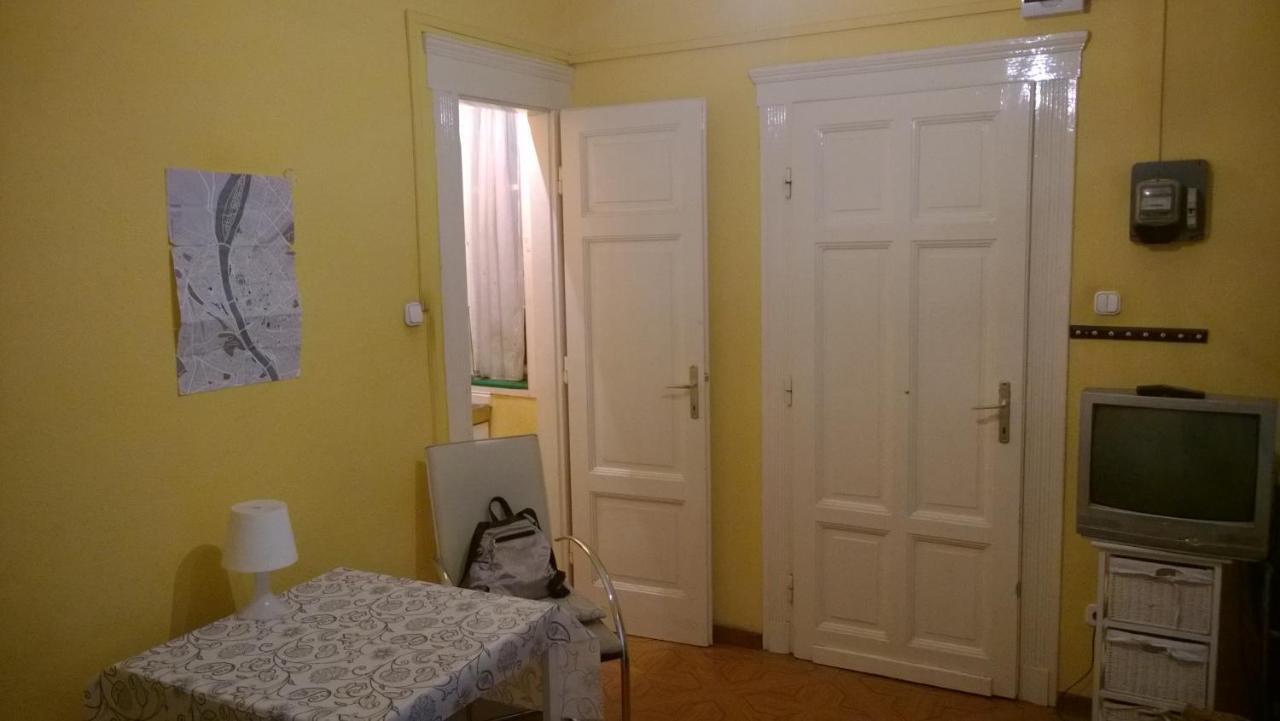 White Ship Apartman Budapeşte Dış mekan fotoğraf